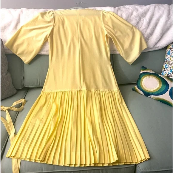 Vintage-Laura Mae-Sunny Yellow drop waist pleated skirt dress w/matching belt 💛 - Picture 2 of 6